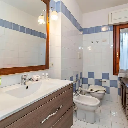 Апартаменты Scacciapensieri - Happy *